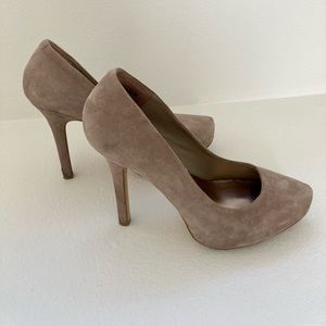 Suede Pumps Size 9 Stone Cathy Jean